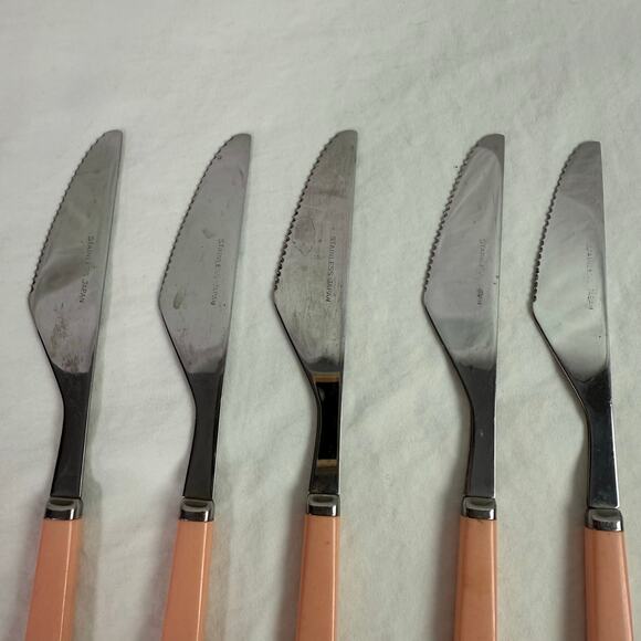 VTG Set of 8 Stainless Flatware Pink Plastic Handle Japan Knives Tea Spoon Forks - Picture 10 of 12
